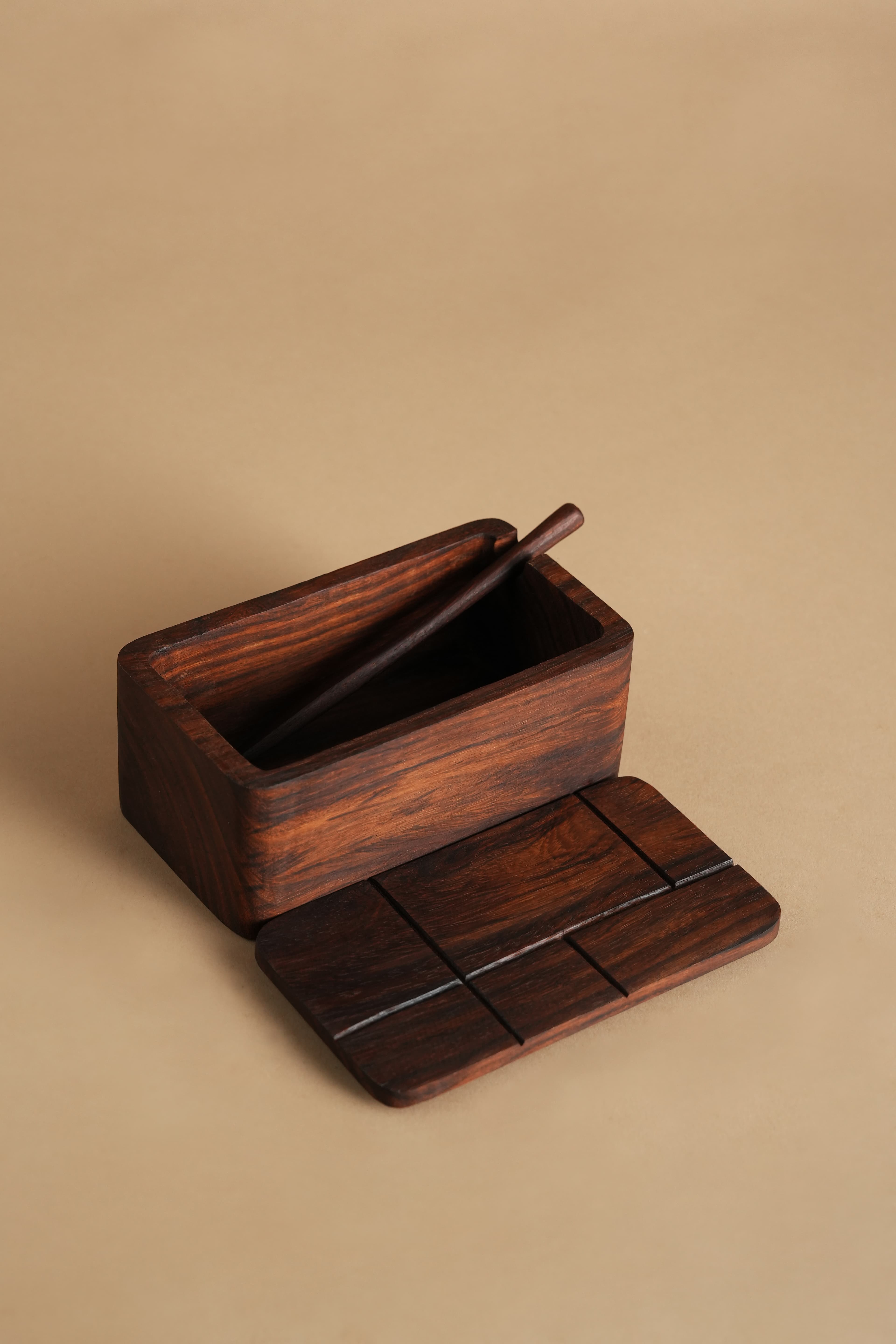 Eula Sculpted Sheesham Butter Dish with Wooden Spreader - Craft Detail
