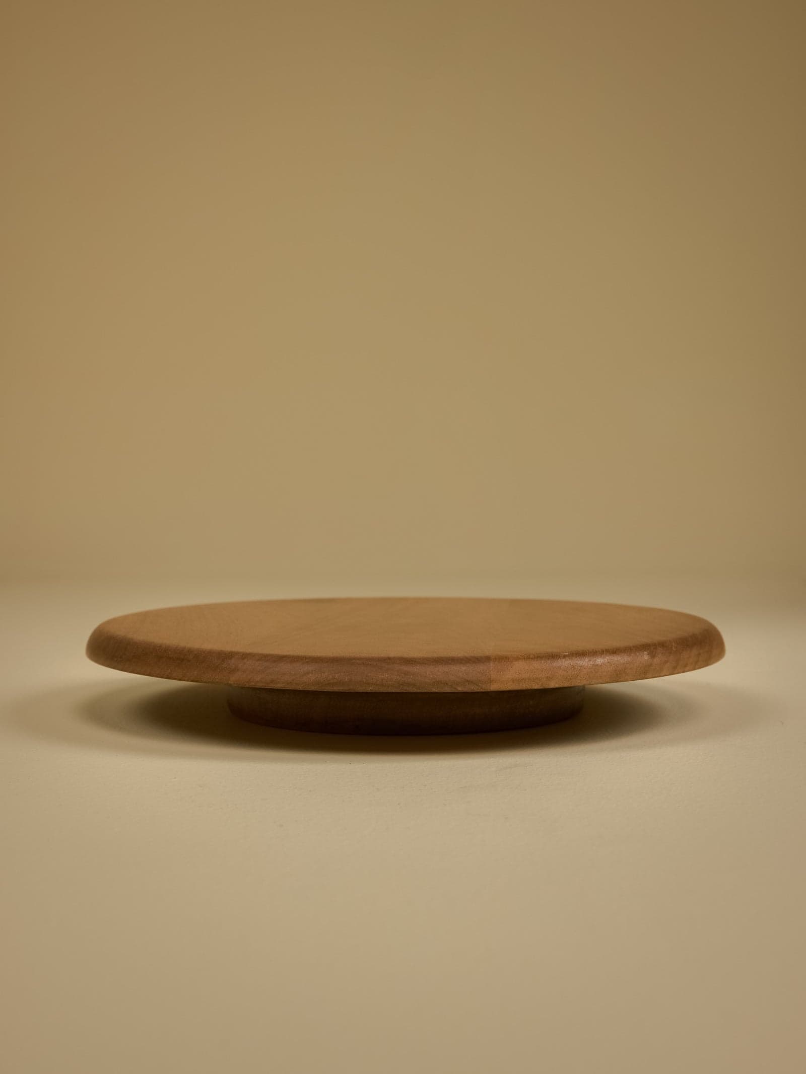 Lazy Susan Turntable Top Showing Rich Mango Wood Grain Striations