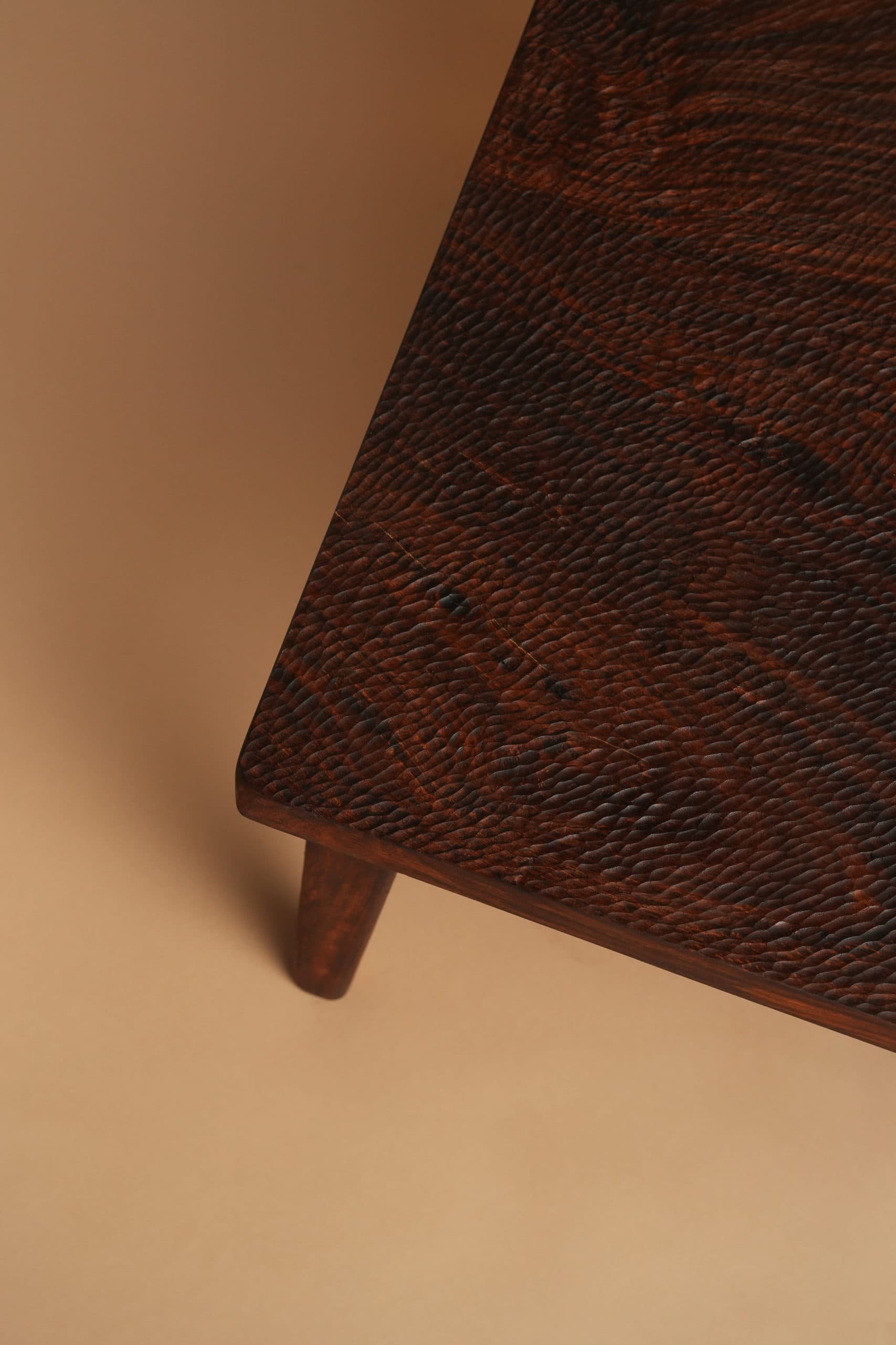 Onirique Hand-Carved Sheesham Coffee Table - Craft Detail