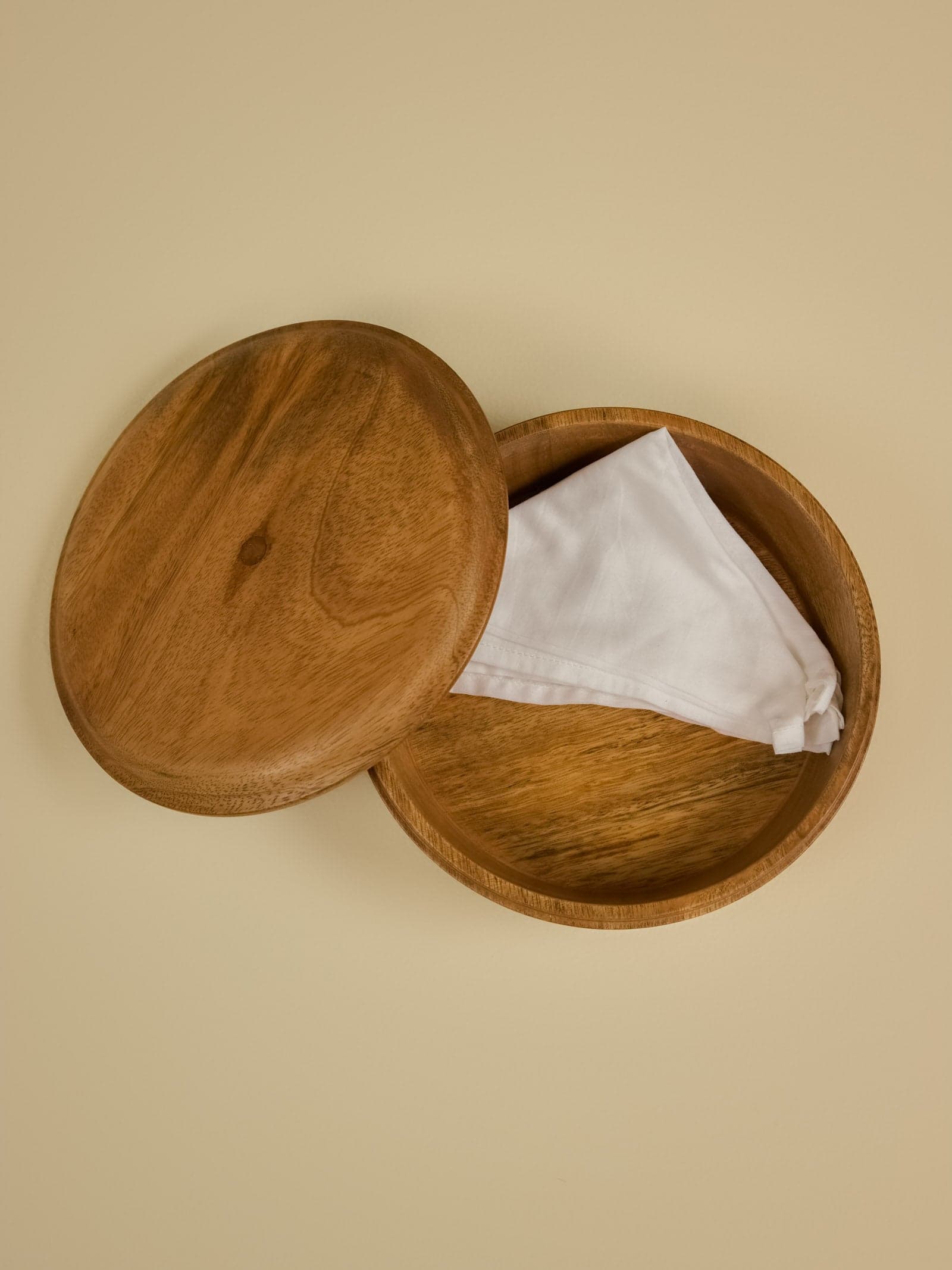 Deep Interior Cavity of Solid Wood Casserole
