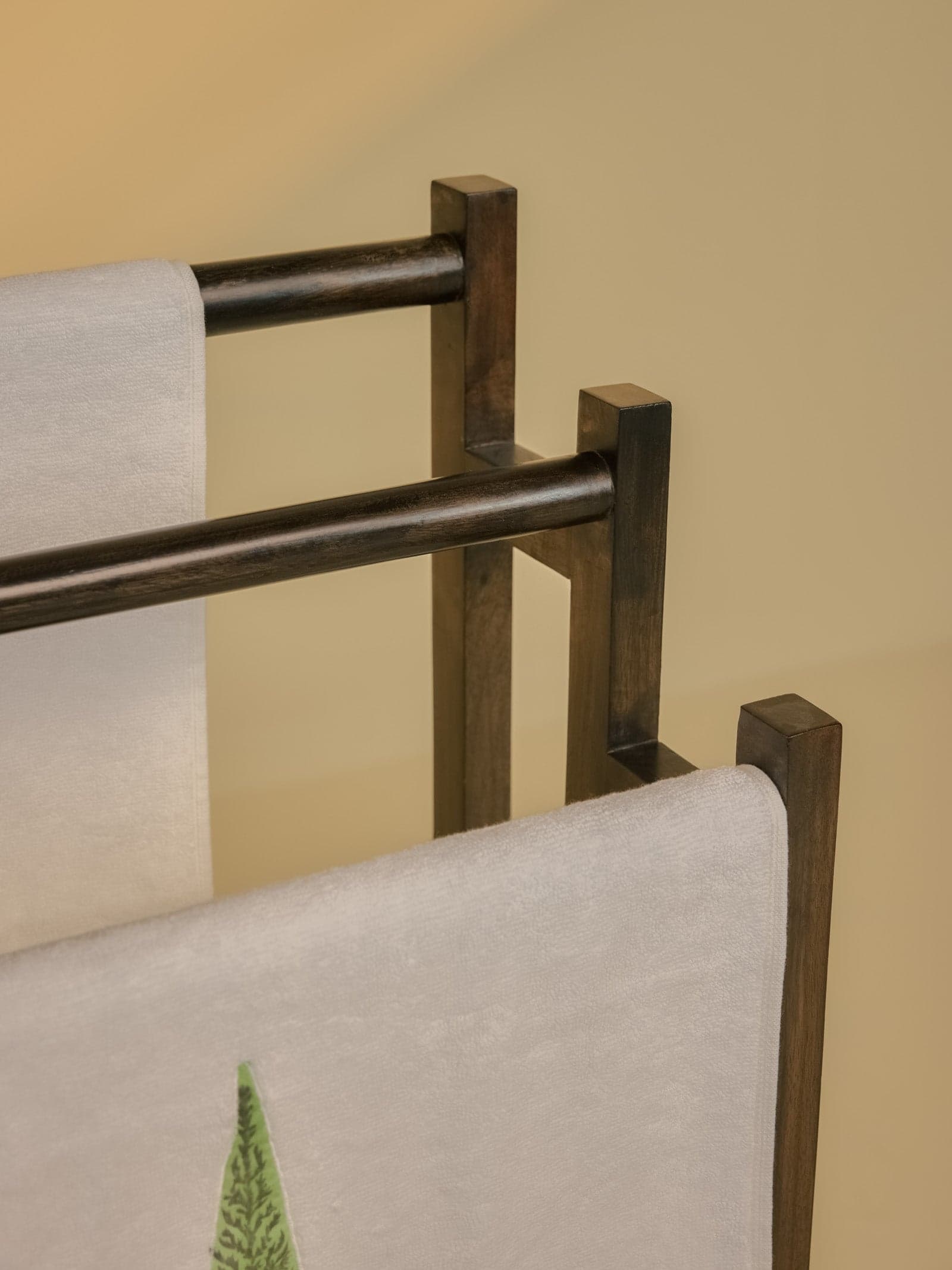 Close-Up of Mango Wood Crossbar Joinery and Smooth Edge